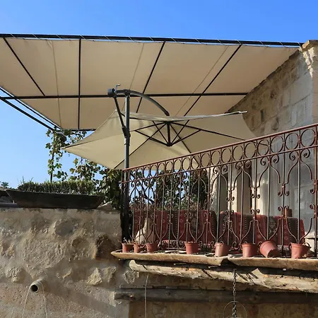 Anitya Cave House