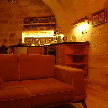 Апарт-отель Anitya Cave House 2*