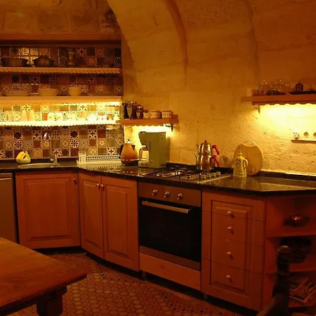 Апарт-отель Anitya Cave House 2*