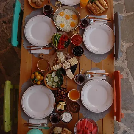 Anitya Cave House Апарт-отель 2*